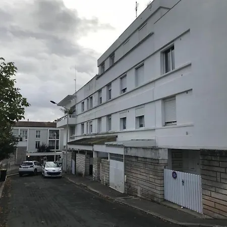 Апартаменты Bel Avec Terrasse En Centre-ville